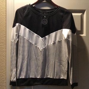 NWT sweater! Never worn; cleaning out my closet..